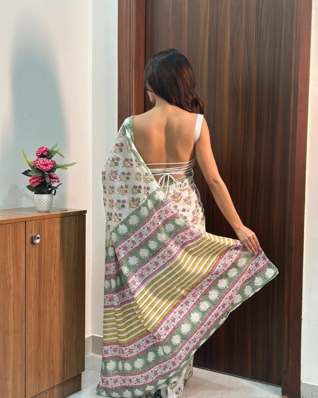 Printed Ready-to-Wear Mul Cotton Saree with Pocket for Women - Image 3