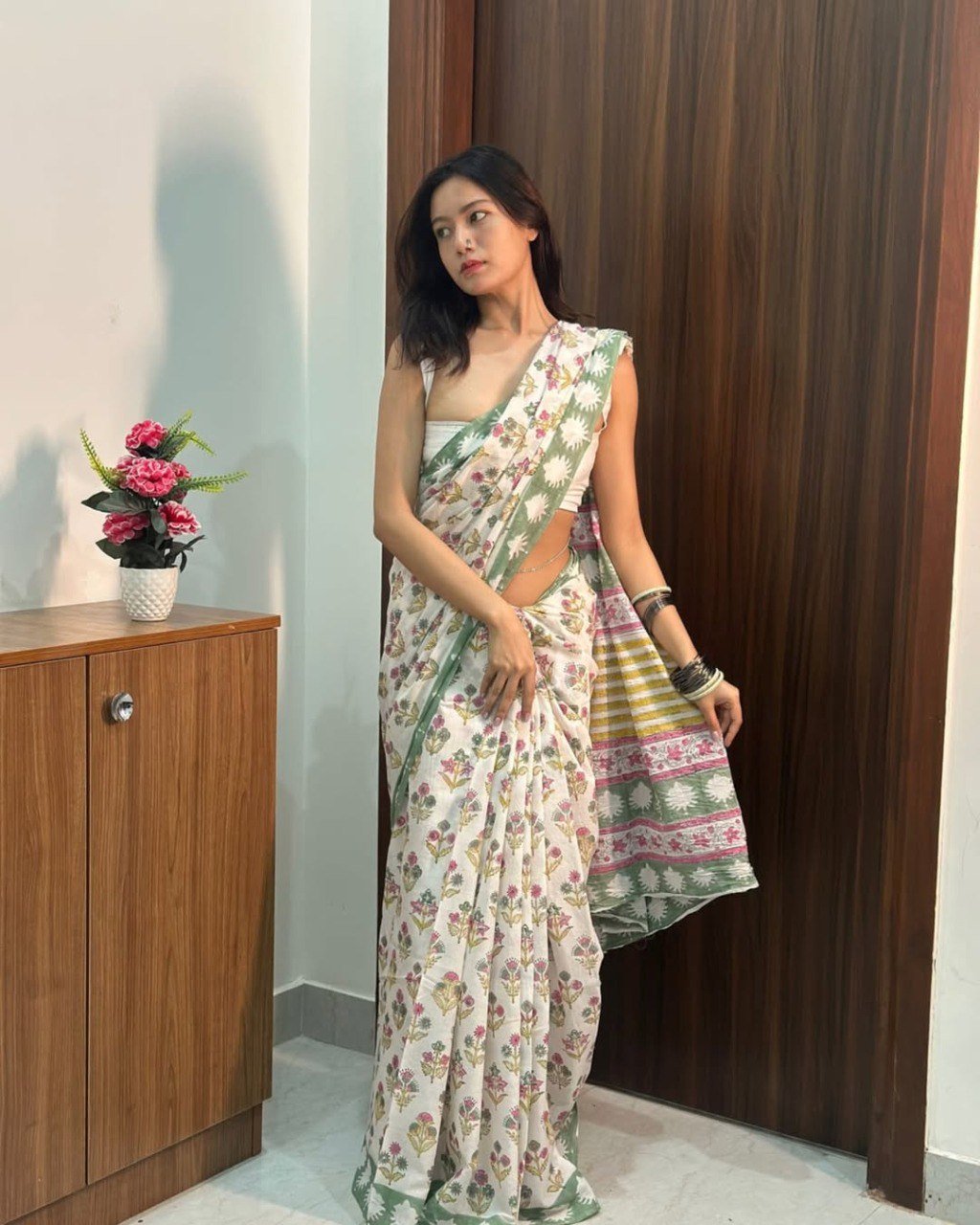 Printed Ready-to-Wear Mul Cotton Saree with Pocket for Women - Image 2